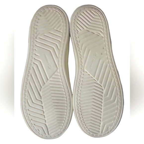 Cariuma Women's Low Top Vegan Beige Knit Sneakers Sz 5.5 - Picture 8 of 9